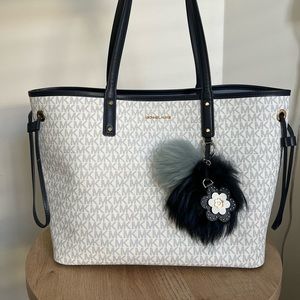 Micheal Kors Tote Bag